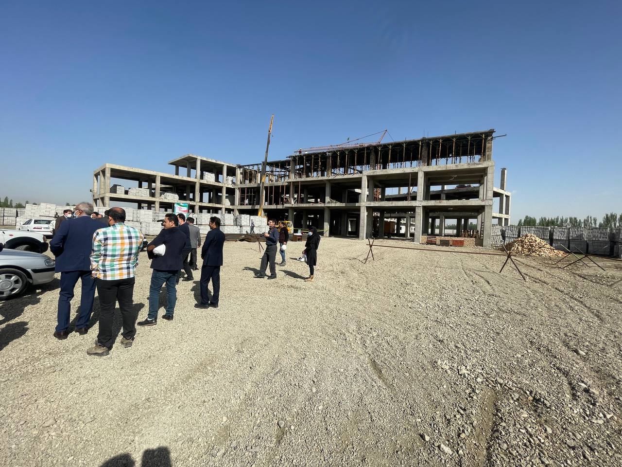 بازدید نماینده ویژه ریس جمهور و وزیر بهداشت، درمان و آموزش پزشکی از بیمارستان شهرستان سلماس