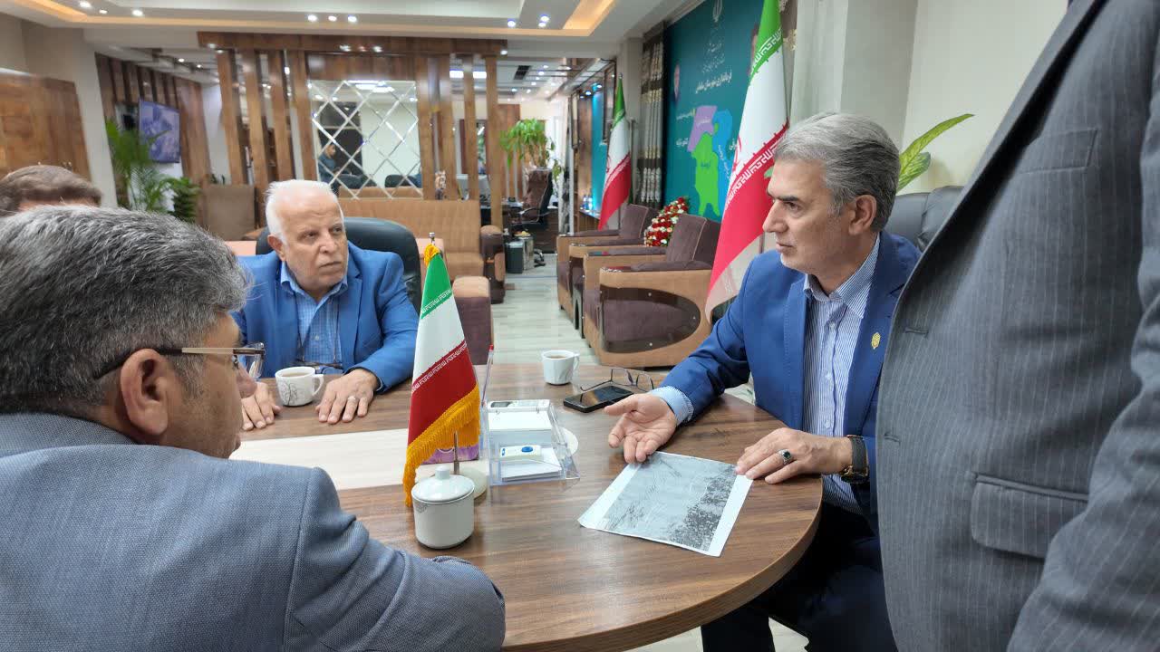 🔹 برگزاری جلسه بررسی موانع احداث نیروگاه خورشیدی در سلماس