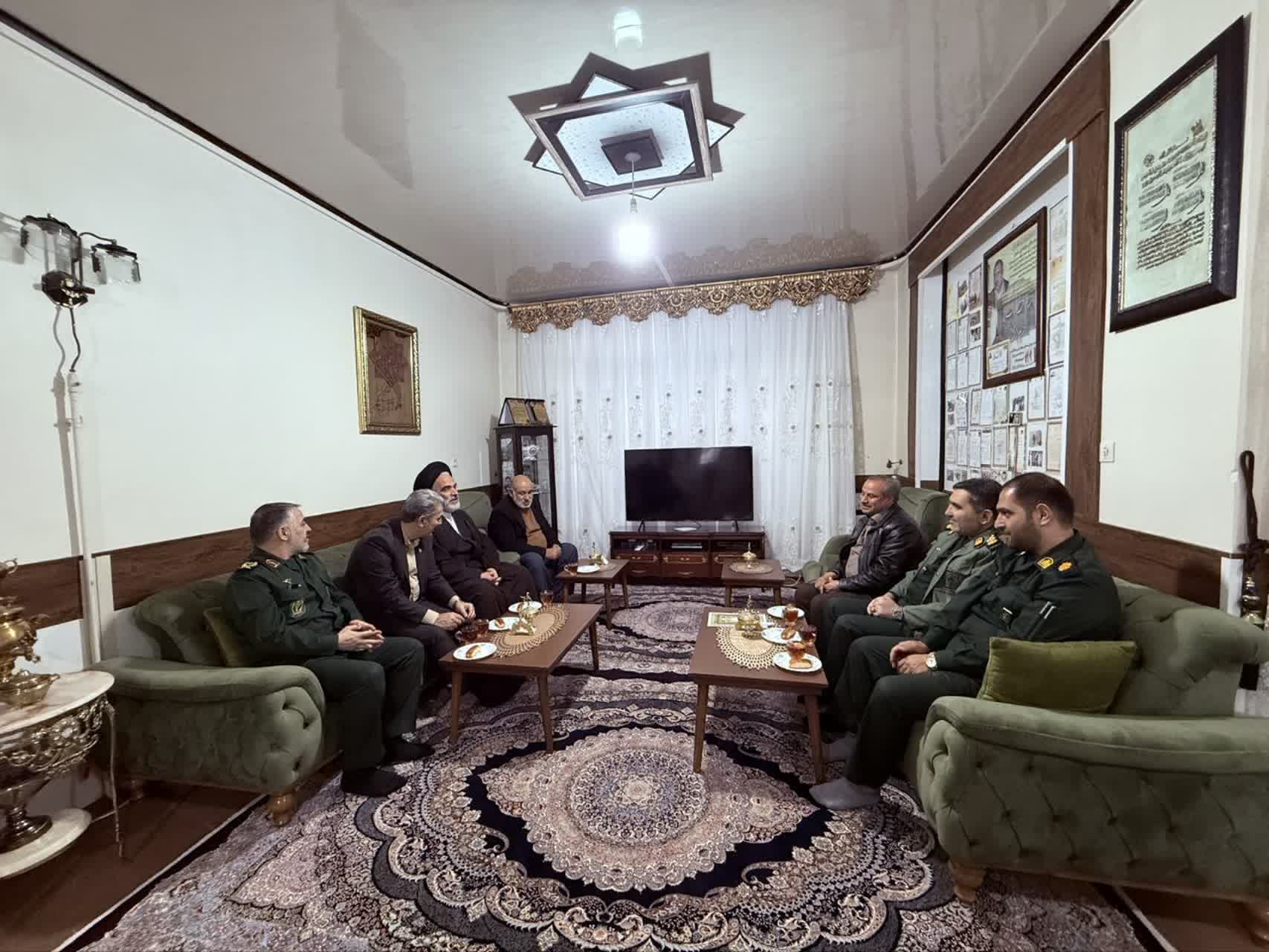 🔰تجلیل فرماندار و مسئولان سلماس از مقام شامخ جانبازان