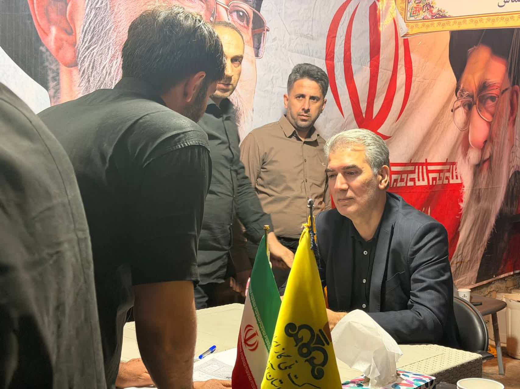 💢 یکصدو سی امین شب مقاومت و ایستادگی مردم ایران 🔹برپایی هفتاد و پنجمین روز میز ارتباطات مردمی فرمانداری شهرستان سلماس (برای اولین بار در کشور) 🔸با حضور فرماندار شهرستان سلماس و روسای ادارات خ