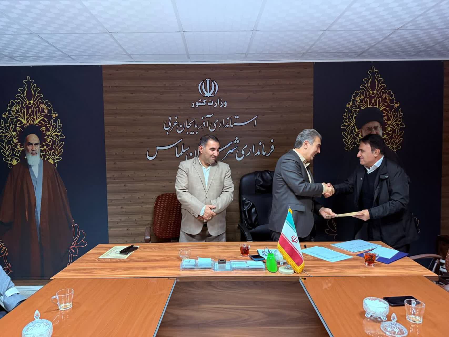 جلسه هیئت اجرایی انتخابات شوراهای اسلامی شهر و روستا به ریاست علائی، فرماندار و رئیس حوزه انتخابیه شهرستان سلماس برگزار شد.