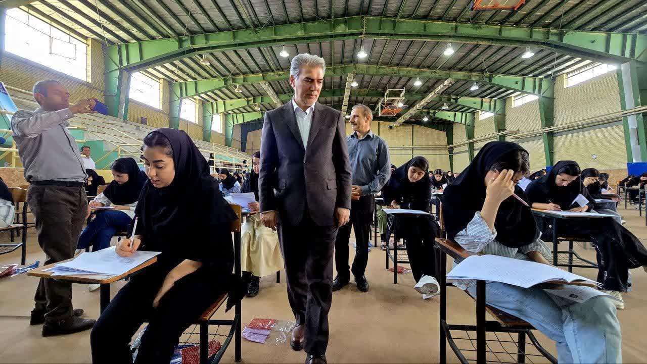 🔻بازدید دکتر علائی، فرماندار سلماس از روند برگزاری کنکور سراسری