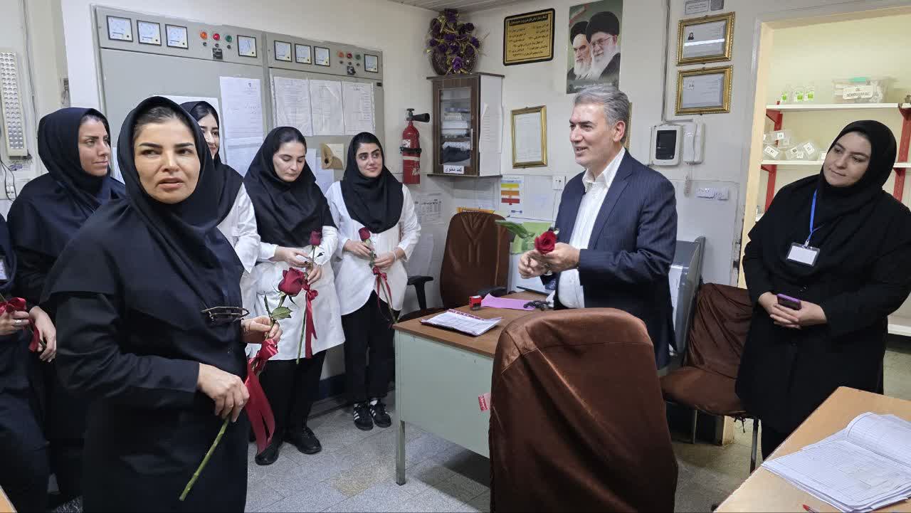 برگزاری مراسم گرامیداشت روز پرستار در بیمارستان خاتمالانبیاء سلماس