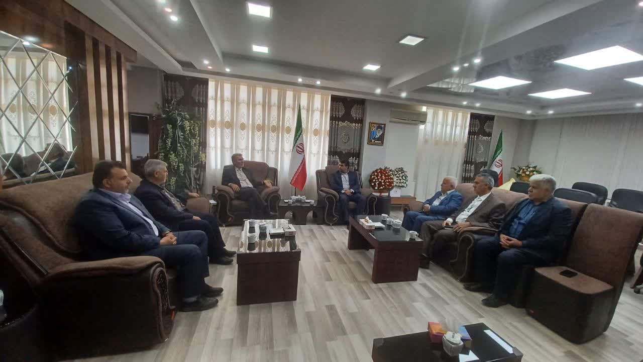 دیدار جمعی از مسئولین حوزه حملونقل با فرماندار جدید شهرستان سلماس