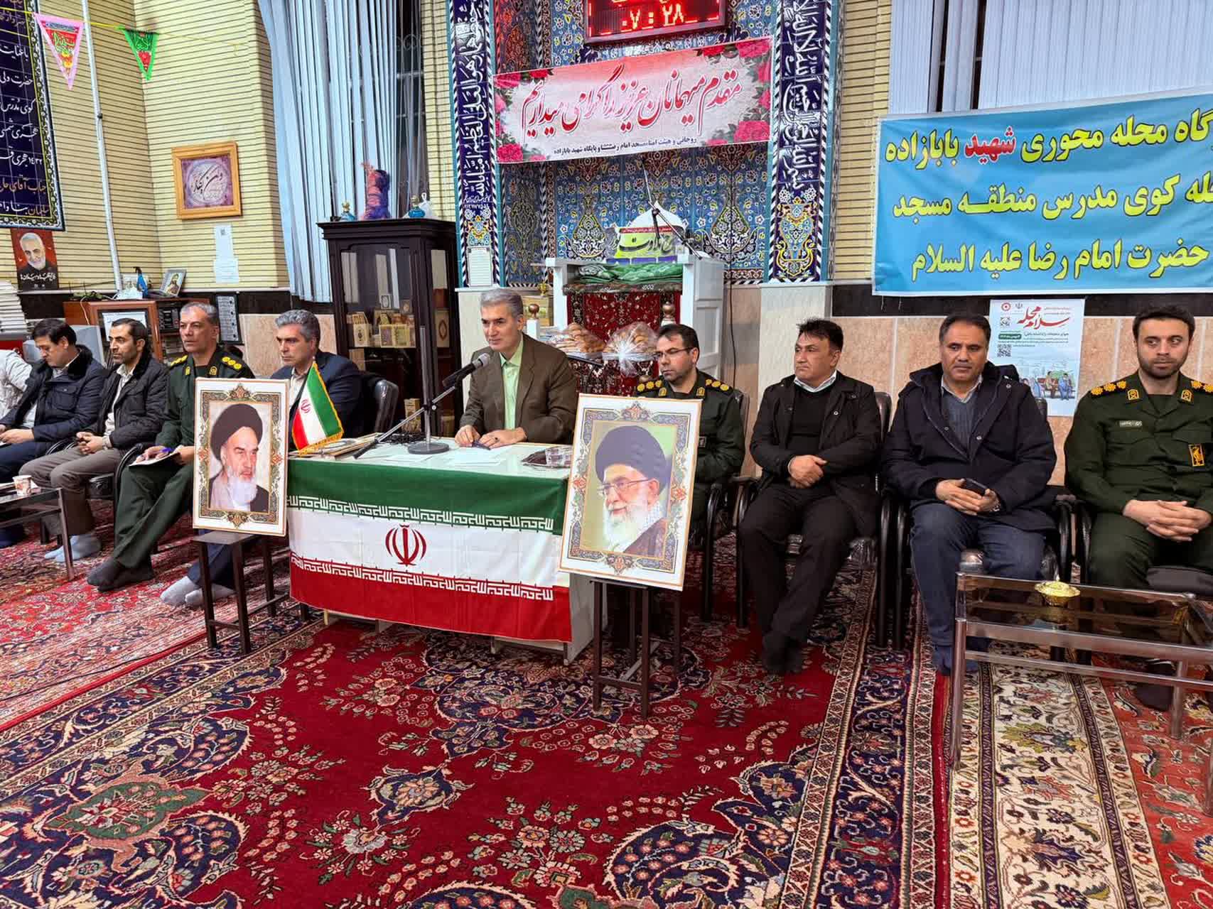 برگزاری میز خدمت جهادی محله محور در سلماس با حضور فرماندار و پاسخگویی مستقیم به مطالبات مردمی