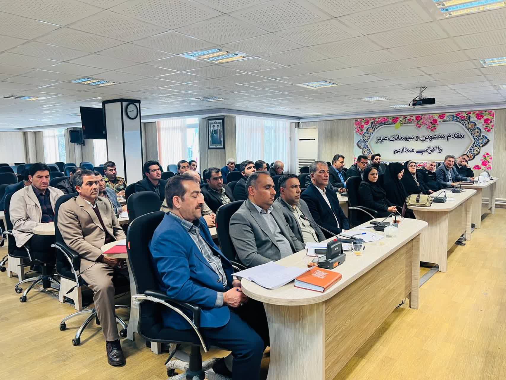 🔻جلسه شورای ترافیک شهرستان سلماس به ریاست علی علائی، فرماندار و رئیس شورای ترافیک شهرستان، و با حضور اعضای این شورا در محل فرمانداری برگزار شد. در این نشست، ضمن مروری بر اقدامات انجامشده در راستای ا