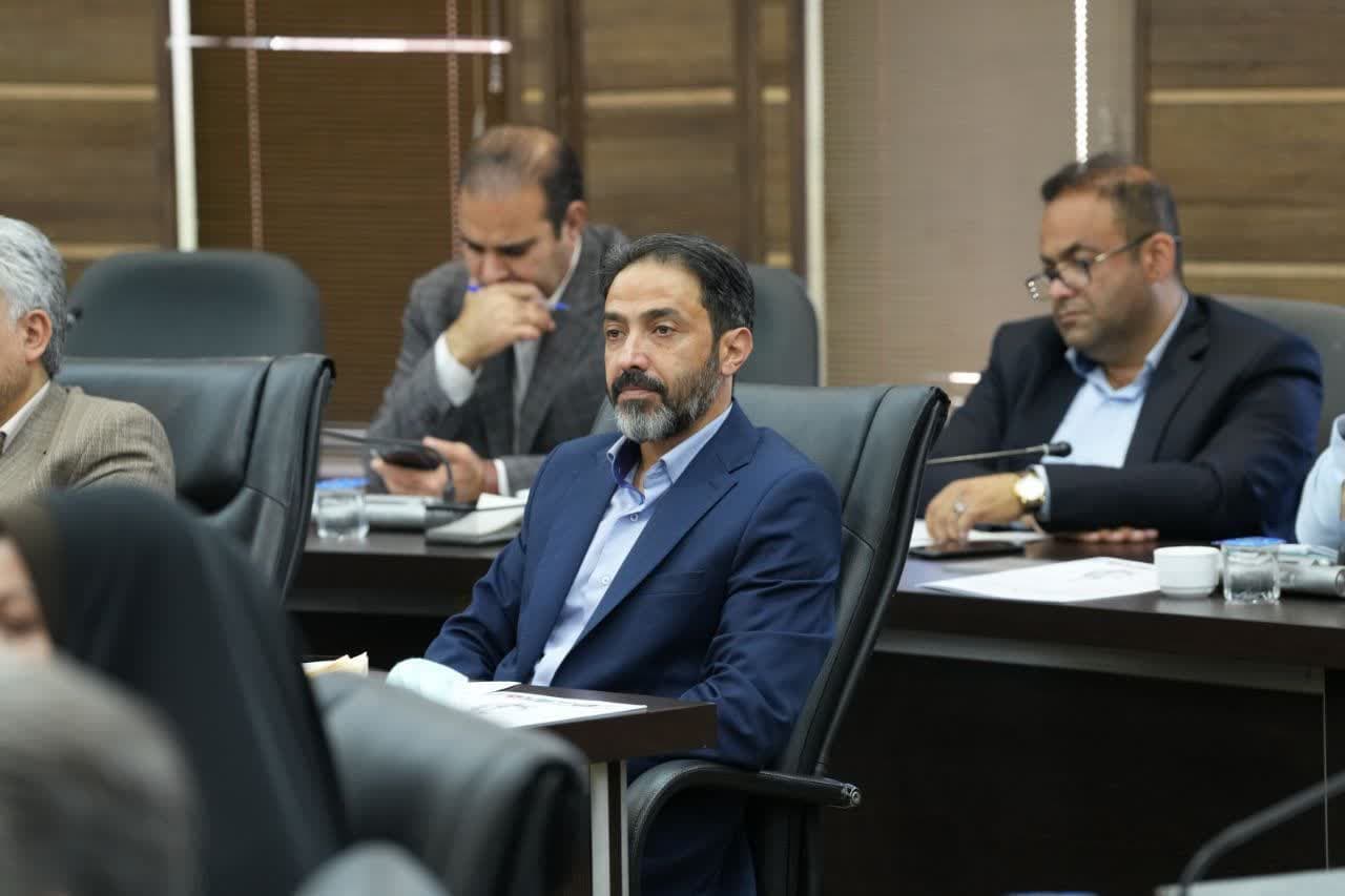 حضور دکتر علایی فرماندار سلماس و اسماعیل پور رییس اداره ورزش و جوانان شهرستان سلماس در جلسه شورای عالی ورزش استان آذربایجان غربی / اردیبهشت 14٠4