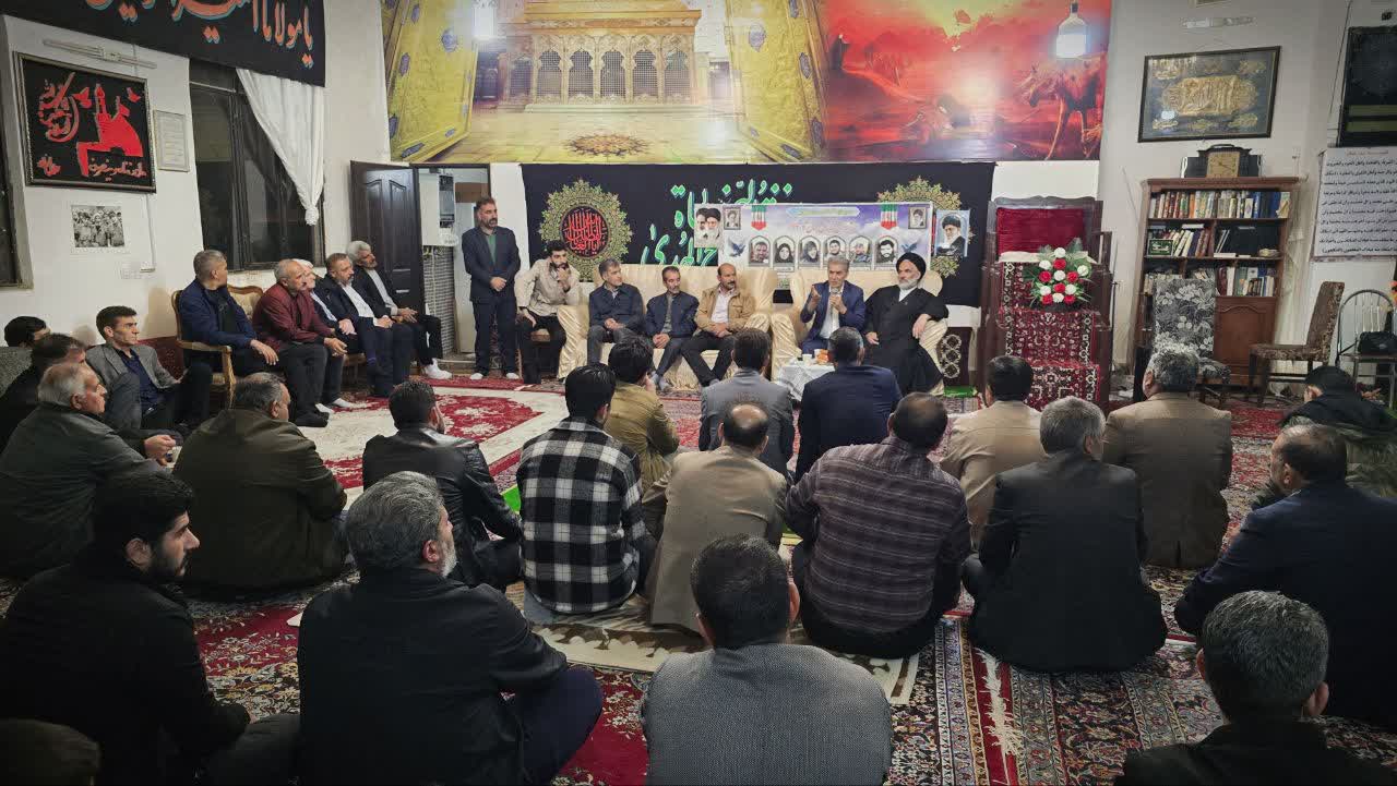 🔴 پیگیری مطالبات ساکنان و رفع مشکلات خدماتی؛ فرماندار سلماس شامگاه دوشنبه برای پیگیری مطالبات ساکنان، مجدانه در مسکن مهر المهدی حضور یافت