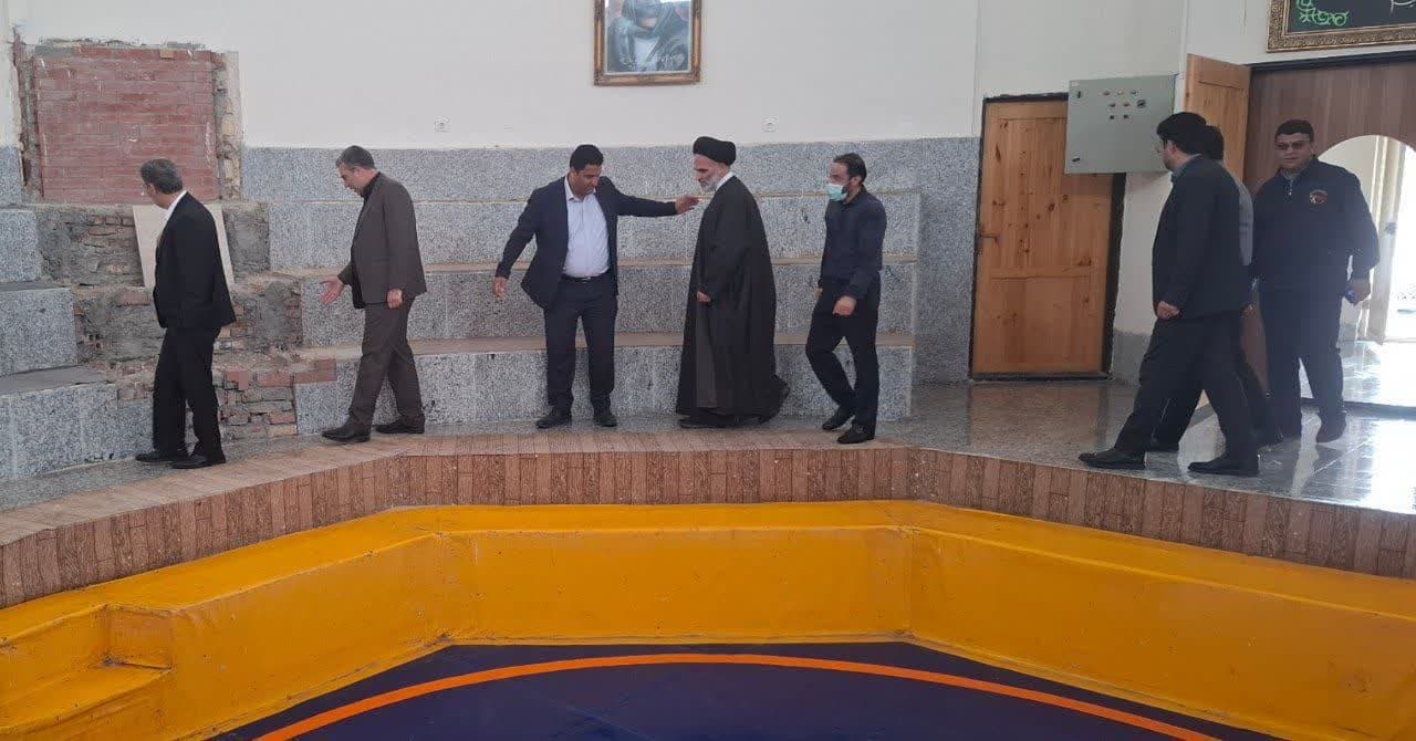 🇮🇷 امام جمعه و فرماندار سلماس از زورخانه پوریای ولی این شهرستان بازدید کردند.