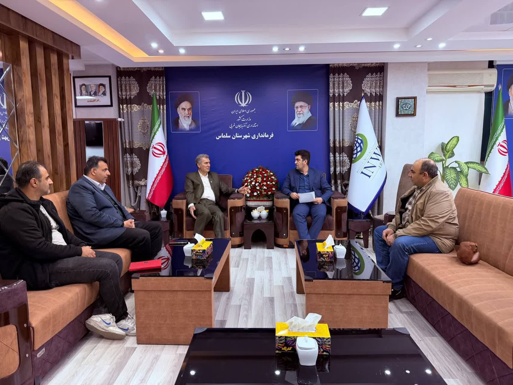 دیدار رئیس اداره ایمنی و حریم راهداری آذربایجان‌غربی با فرماندار سلماس/ تأکید بر تسریع در اجرای زیرگذر سه‌راهی شکریازی