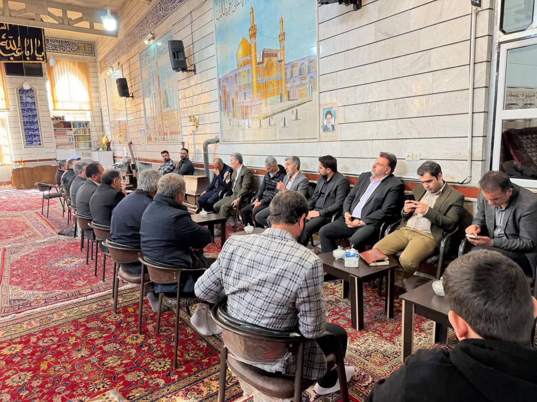 بازدید فرماندار و نماینده مردم شریف سلماس در مجلس شورای اسلامی از روستای سوره در قالب کاروان خدمت