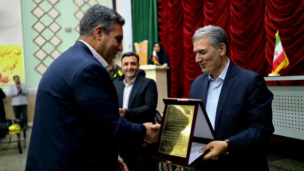 ✳️ همایش جوانی جمعیت با محوریت آسیبهای تکفرزندی و مهارتهای فرزندپروری در سلماس برگزار شد