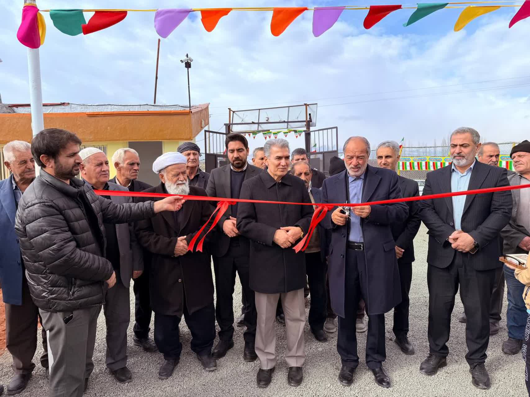 🔹افتتاح زمین چمن مصنوعی روستای ملحم