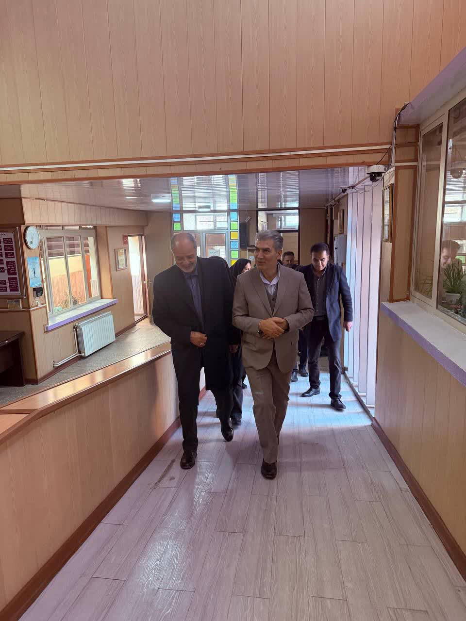 بازدید سرزده فرماندار شهرستان سلماس به همراه نماینده مردم شریف سلماس در مجلس شورای اسلامی از اورژانس اجتماعی شهرستان انجام شد.