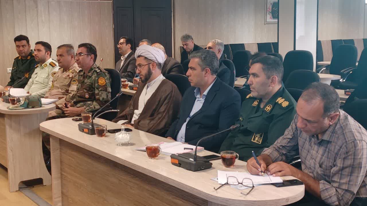 جلسه شورای سیاستگذاری کنگره بزرگداشت 730 شهید والامقام سلماس، در راستای کنگره ملی گرامیداشت سرداران و 12 هزار شهید استان آذربایجان غربی، با ریاست علی علائی فرماندار سلماس، سرهنگ پاسدار منصور یوسفی دب