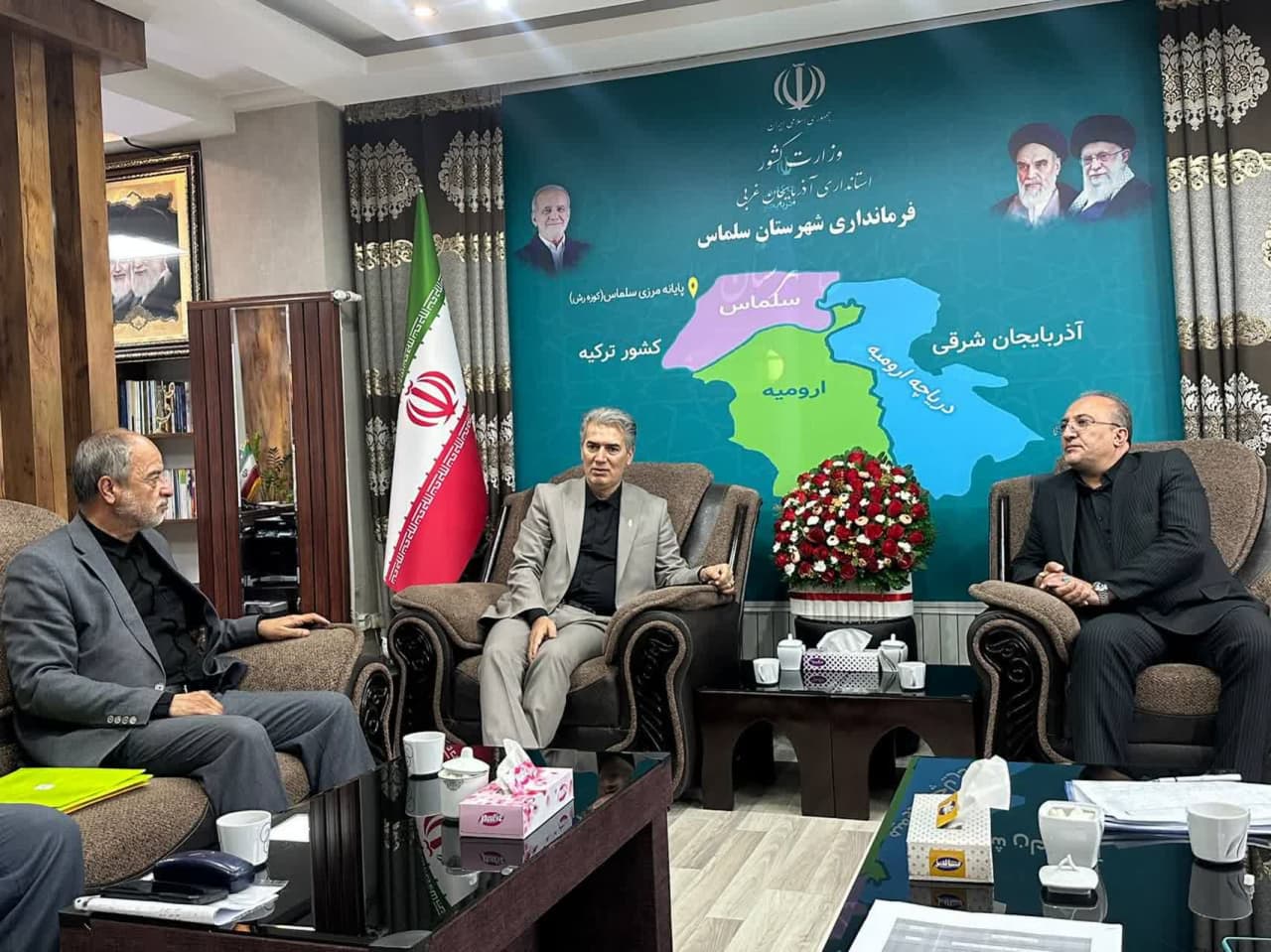 دیدار مدیرکل راهداری و حملونقل جادهای آذربایجانغربی با نماینده مردم سلماس و فرماندار شهرستان