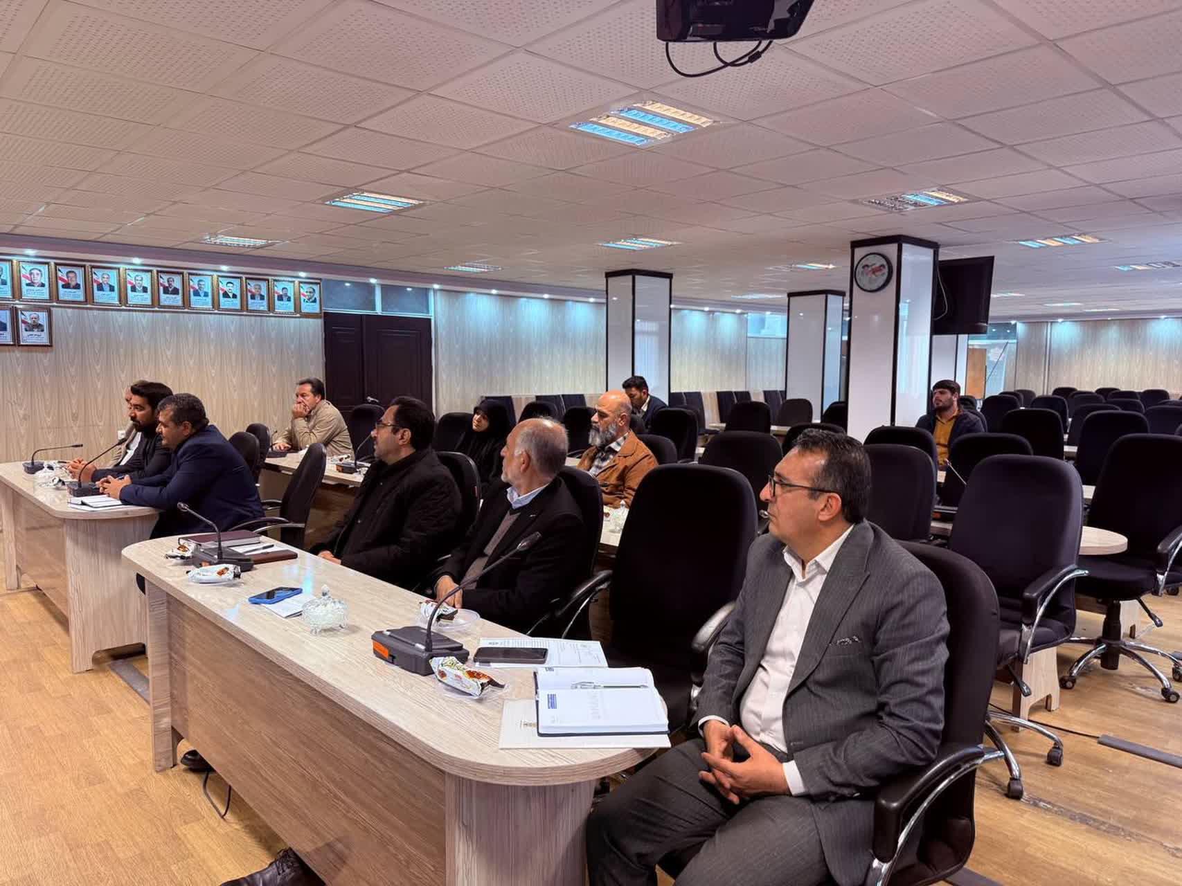 جلسه انجمن کتابخانه های عمومی شهرستان سلماس به ریاست فرماندار و با حضور دادستان عمومی و انقلاب و سایر اعضا برگزار شد.