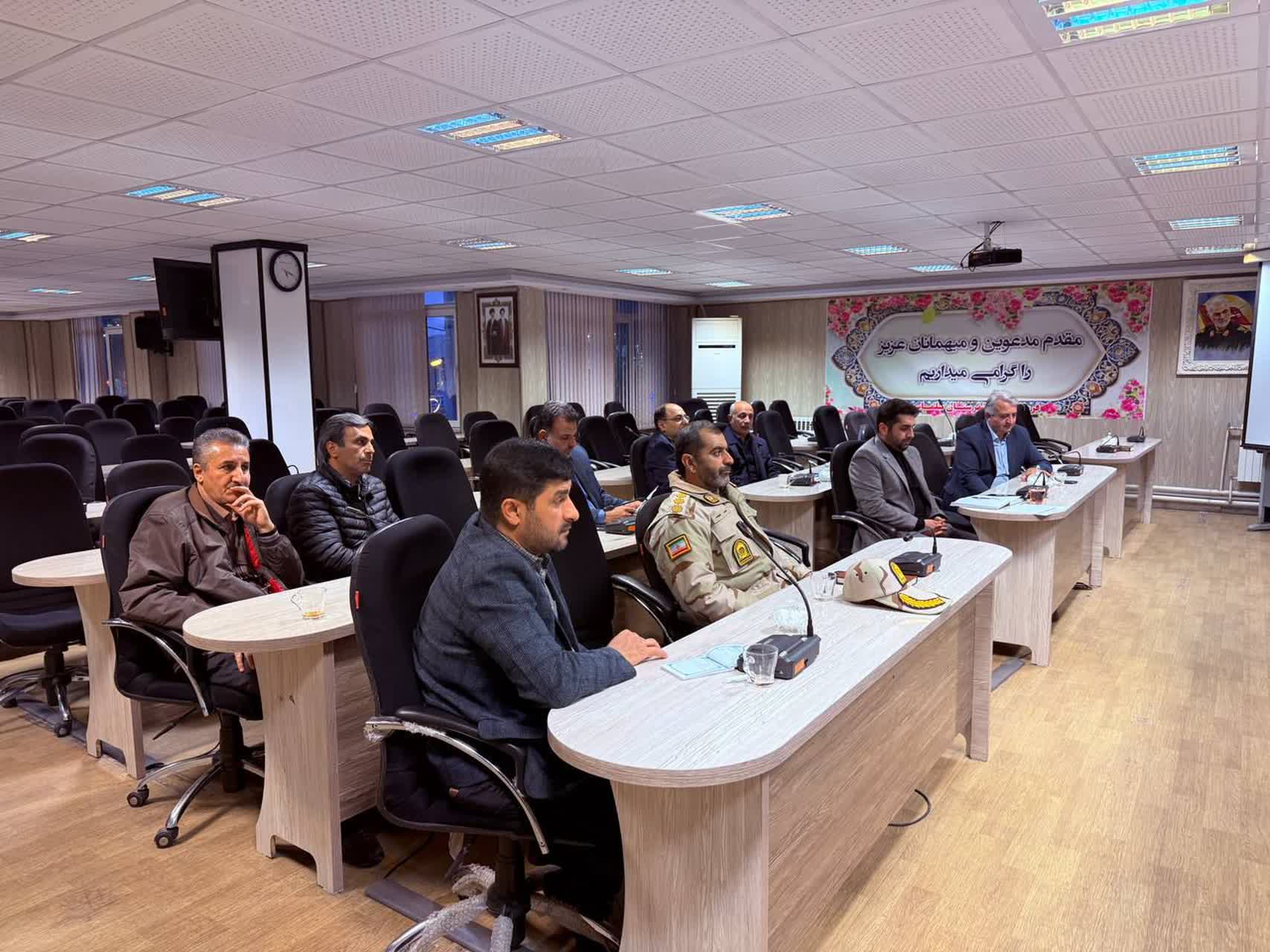 🔴 برگزاری جلسه کمیسیون مبارزه با قاچاق کالا و ارز در سلماس با تأکید بر تشدید نظارتها