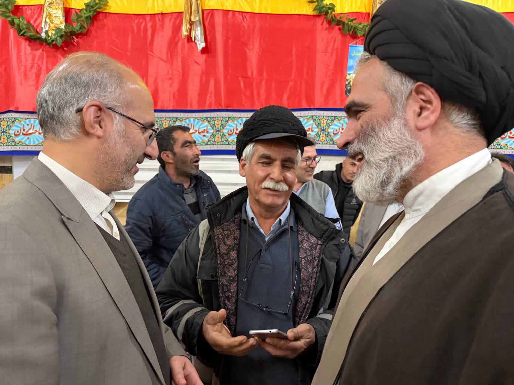 🔹ملاقات مردمی رئیس سازمان بازرسی استان آذربایجان غربی و فرماندار شهرستان سلماس در مسجد مبارکه جامع