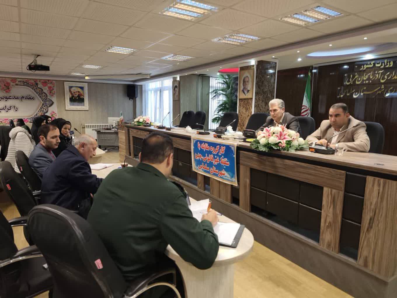 برگزاری جلسه کارگروه مقابله با سقط غیرقانونی جنین در شهرستان سلماس جلسه کارگروه مقابله با سقط غیرقانونی جنین شهرستان سلماس، به ریاست علی علائی فرماندار شهرستان سلماس و با حضور دادستان عمومی و انقلاب ش