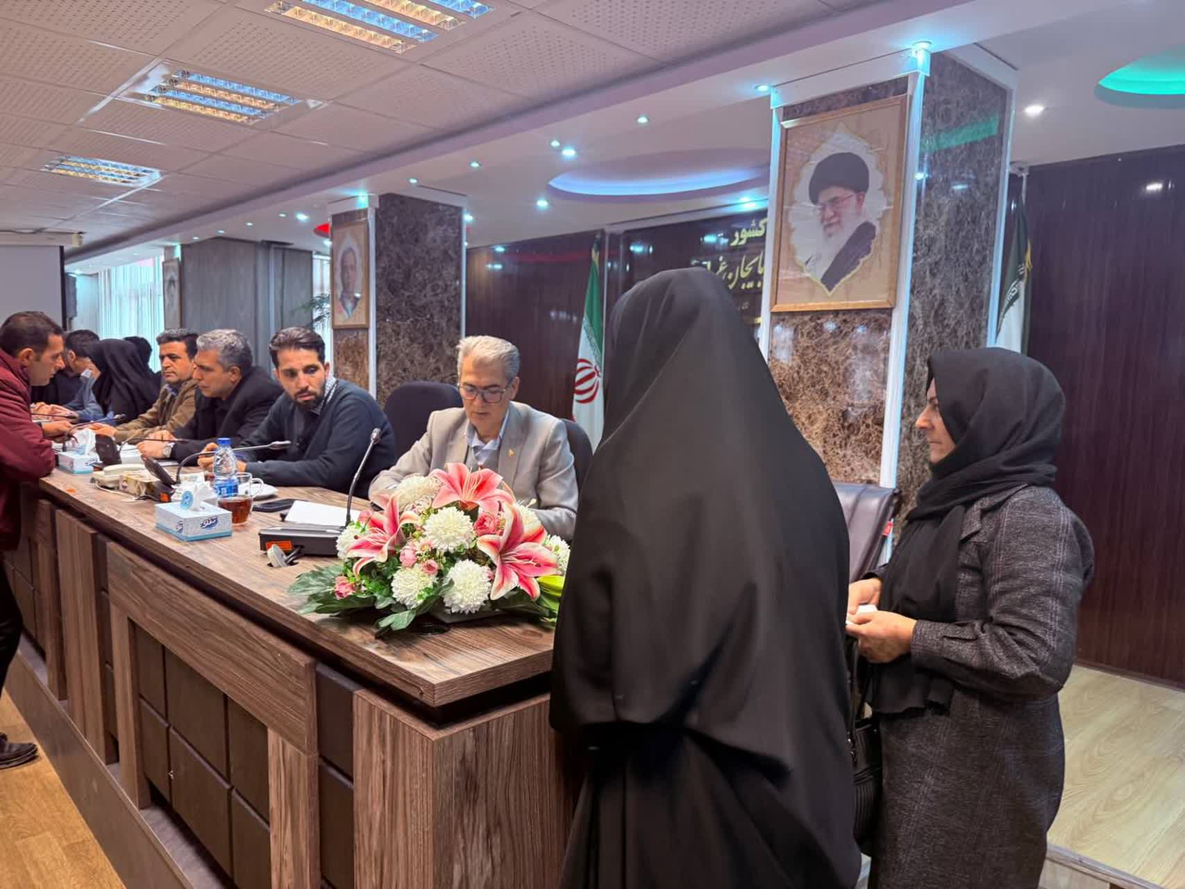 ملاقات مردمی فرماندار سلماس؛ شنیدن دغدغه‌های مردم در پنج ساعت مستقیم