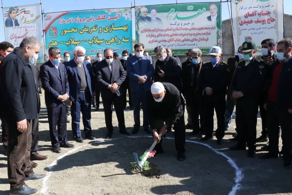 بهره برداری از ۴ طرح عمرانی در سلماس