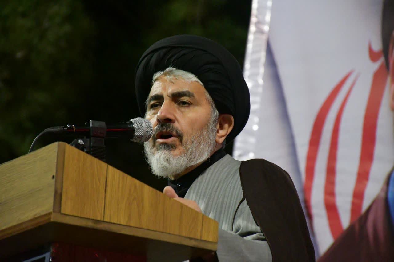 🇮🇷 طنین وحدت مسئولین و مردم در سلماس؛ حضور حجت‌الاسلام والمسلمین قریشی و فرماندار در قیامِ «تا پای جان برای ایران»