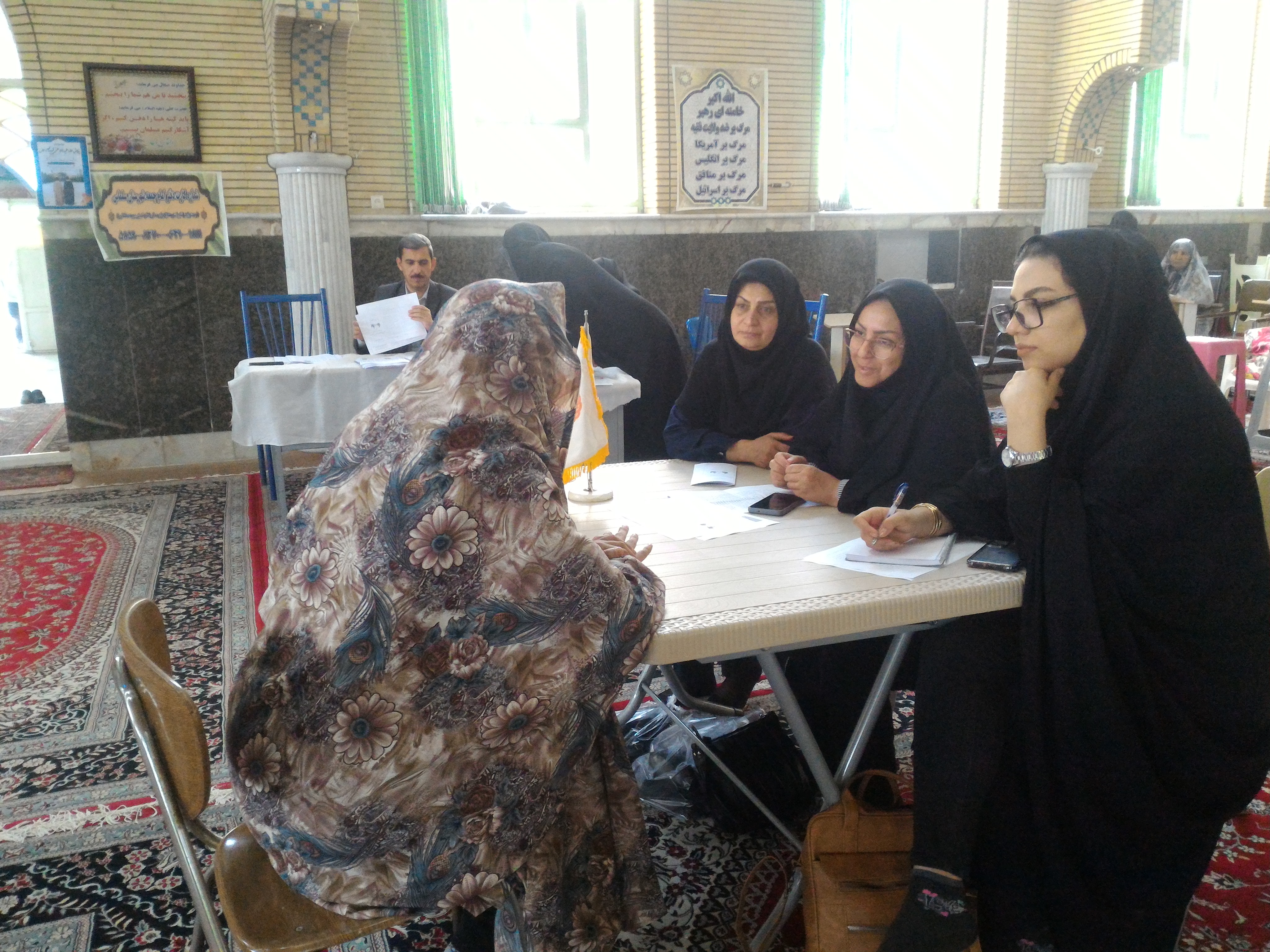 حضور فرماندار در نماز جمعه مورخ 1402.4.2