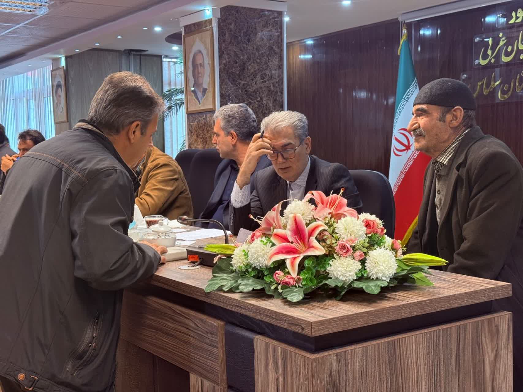 ملاقات مردمی فرماندار سلماس با حضور مدیران دستگاه‌های اجرایی