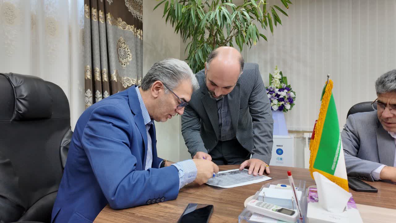 🔹 برگزاری جلسه بررسی موانع احداث نیروگاه خورشیدی در سلماس