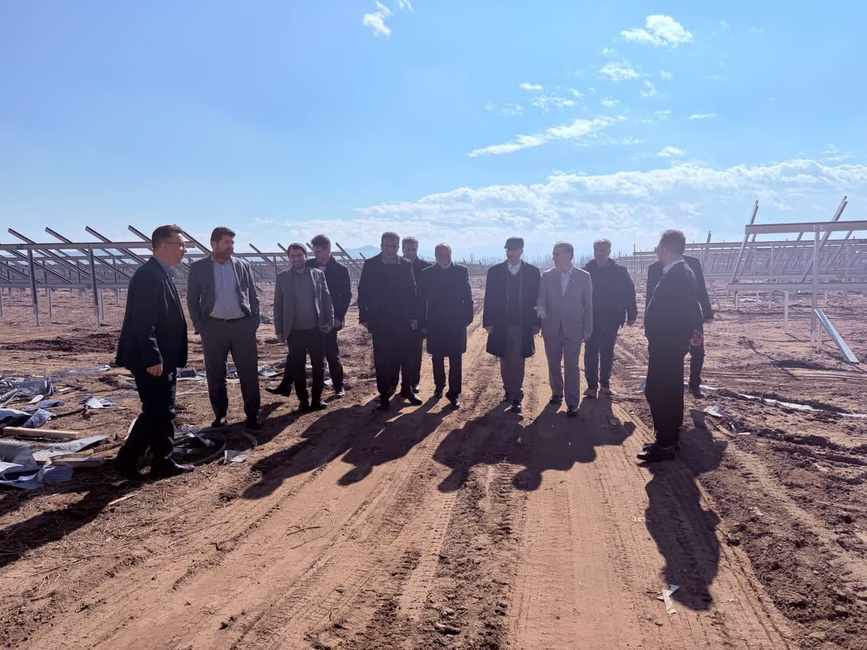 🔹بازدید مسئولان استانی و شهرستانی از پروژه بزرگ نیروگاه خورشیدی شهرستان سلماس