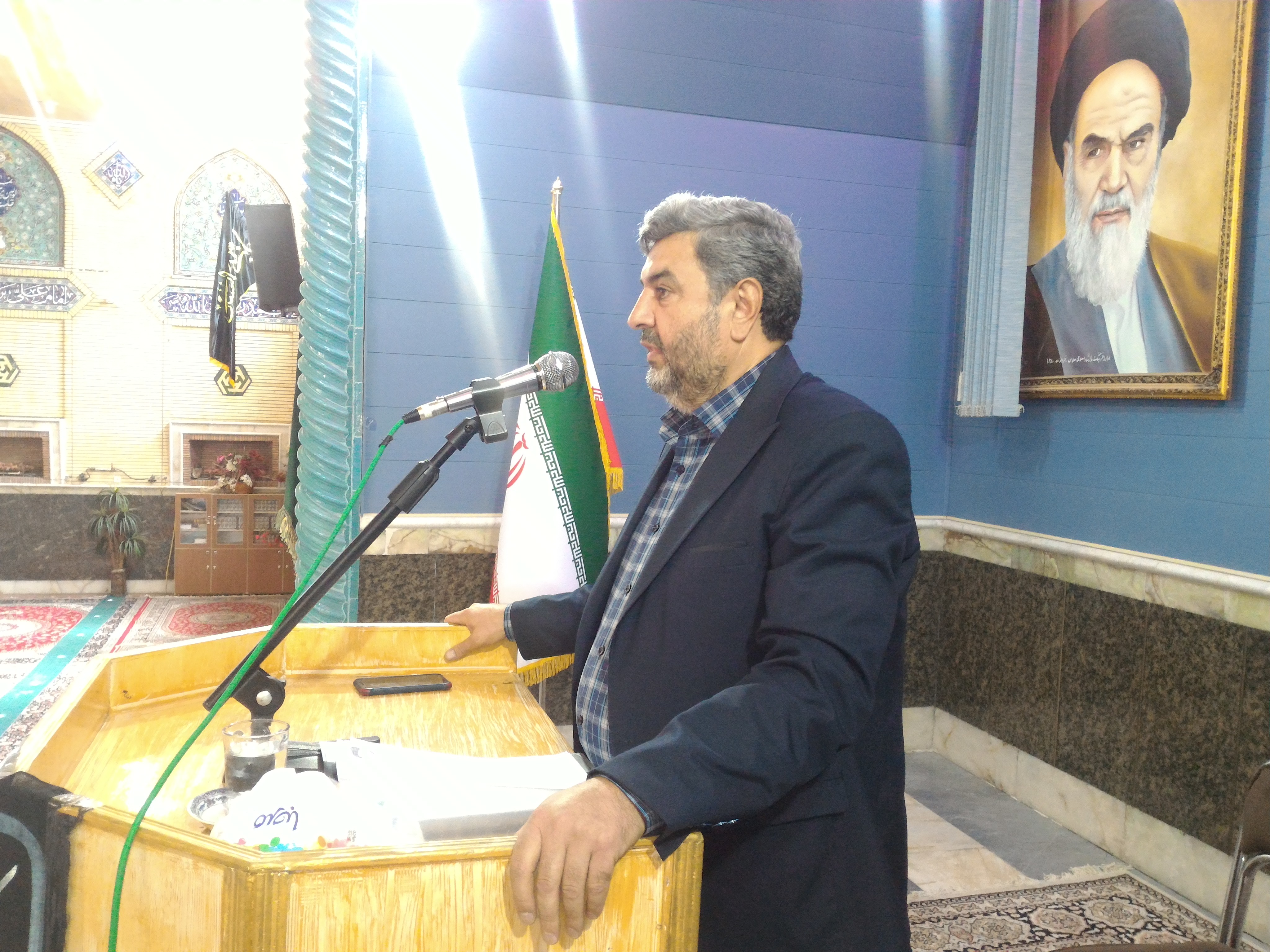 در سومین روز از ایام گرامی داشت هفته دولت در نماز جمعه شهرستان سلماس