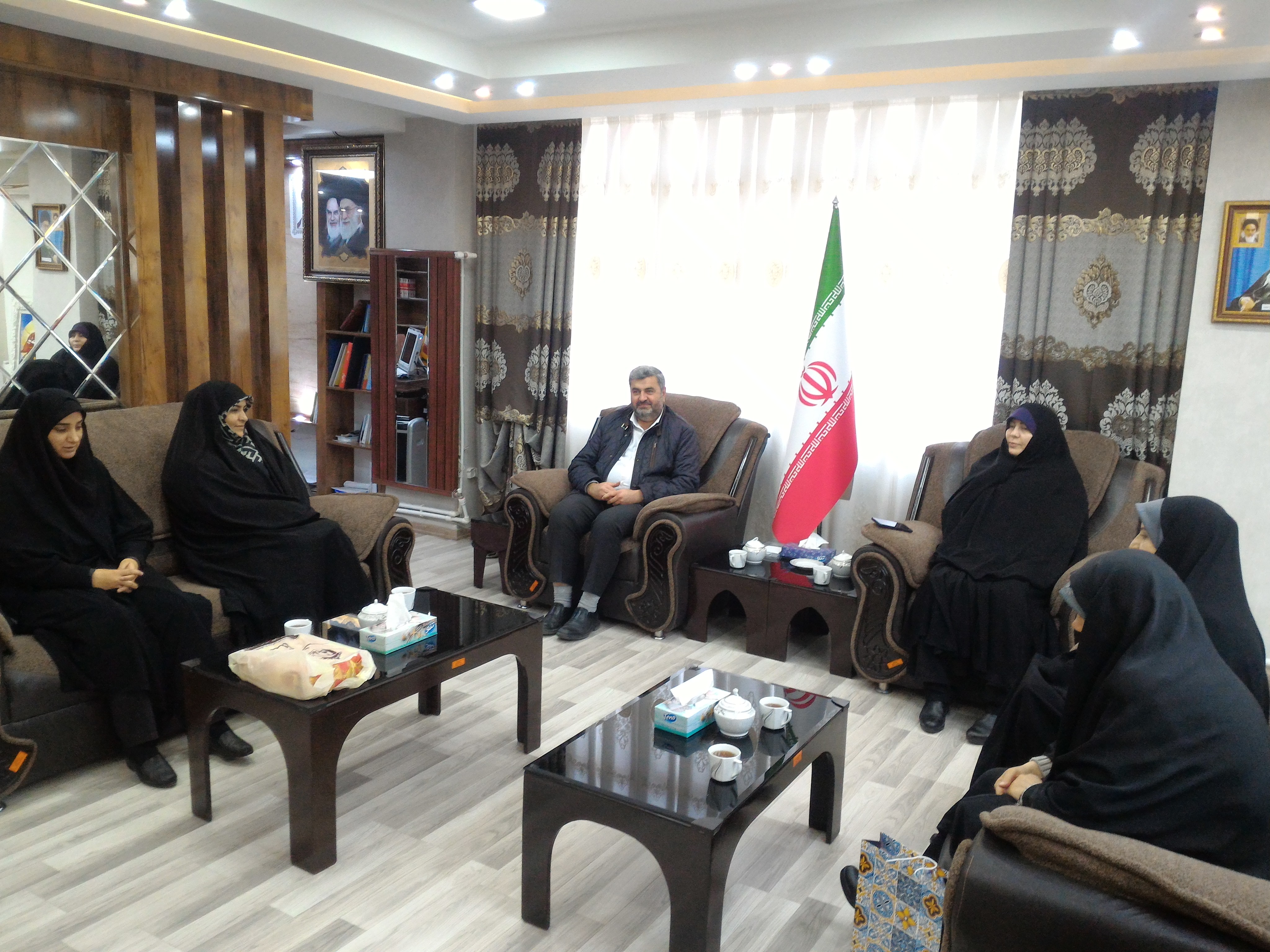 حضور مدیرکل امور بانوان استانداری در فرمانداری شهرستان سلماس