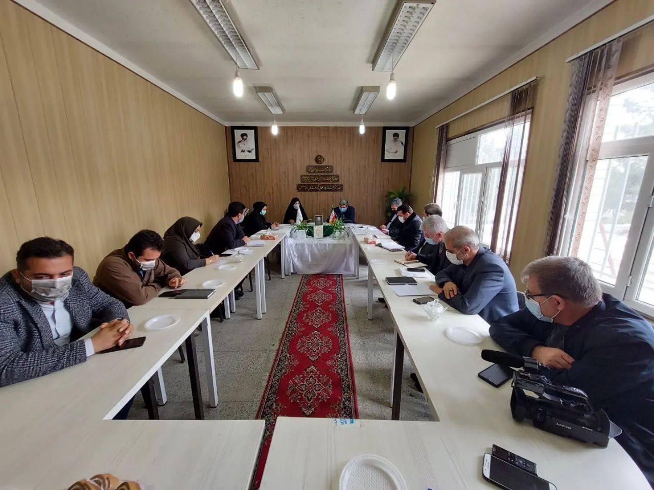 جلسه انجمن کتابخانه های عمومی شهرستان سلماس
