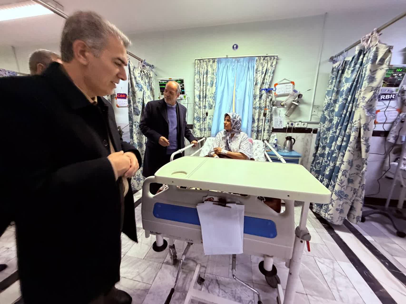 🇮🇷چهل و هفتمین فجر پیروزی🇮🇷  بازدید فرماندار و نماینده مردم سلماس در مجلس شورای اسلامی از بیمارستان خاتم‌الانبیا(ص)