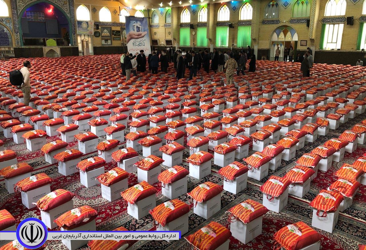 فرماندار به همراه جمعی از مسئولان شهرستان از مرحله دوم رزمایش کمک مومنانه بازدید کردند