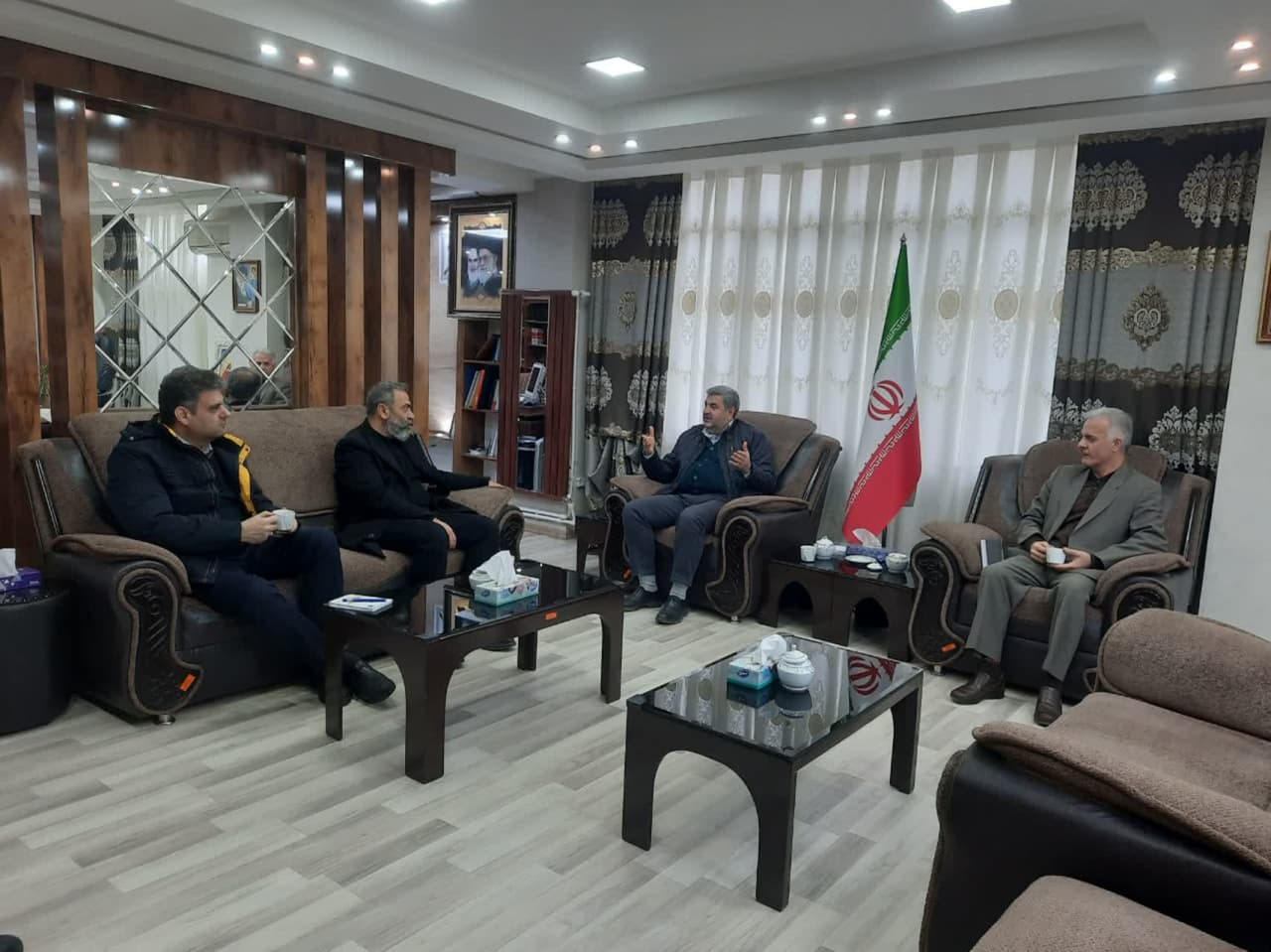 دیدار معاون محترم غذا و دارو علوم پزشکی استان با فرماندار شهرستان سلماس