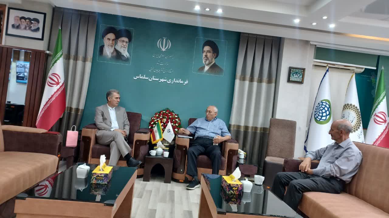 برگزاری نشست هماهنگی گرامیداشت روز پزشک با حضور فرماندار سلماس