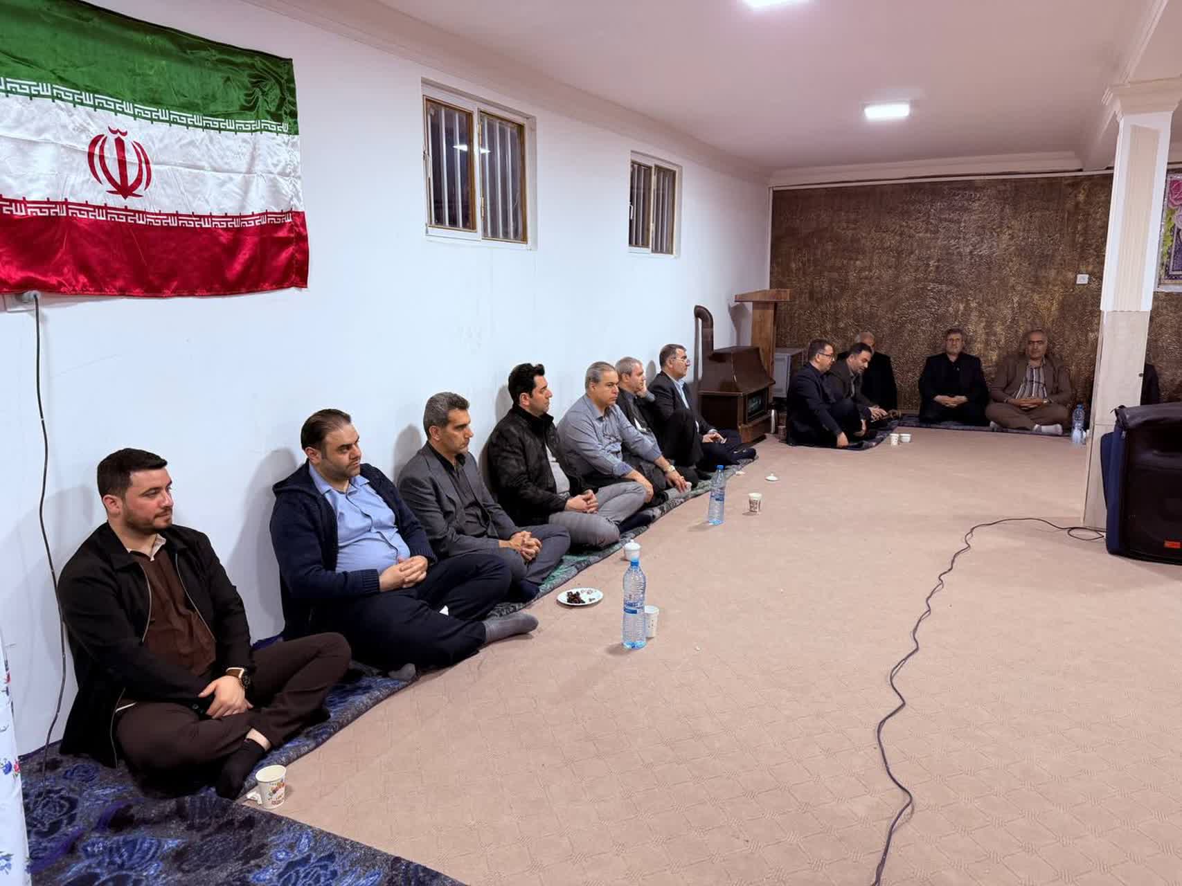 جلسه هم‌اندیشی با خیرین شاخص سلماس برای برگزاری جشن گلریزان سال 1404