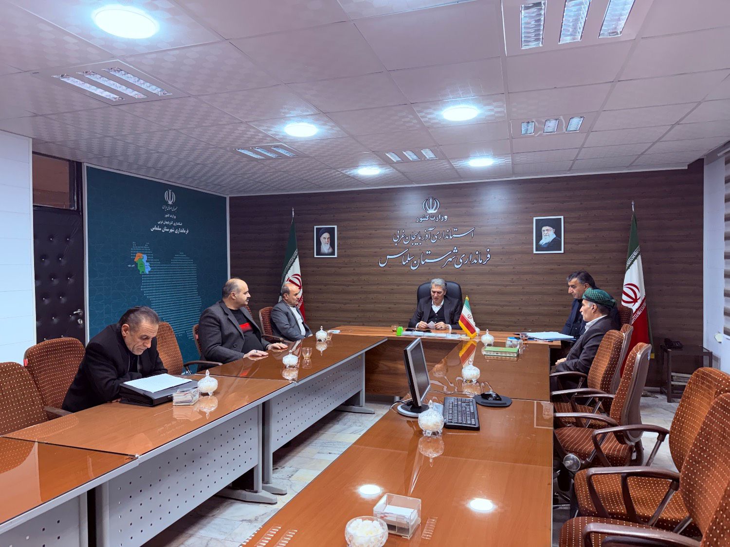 جلسه شورای شهر با حضور فرماندار برگزار شد