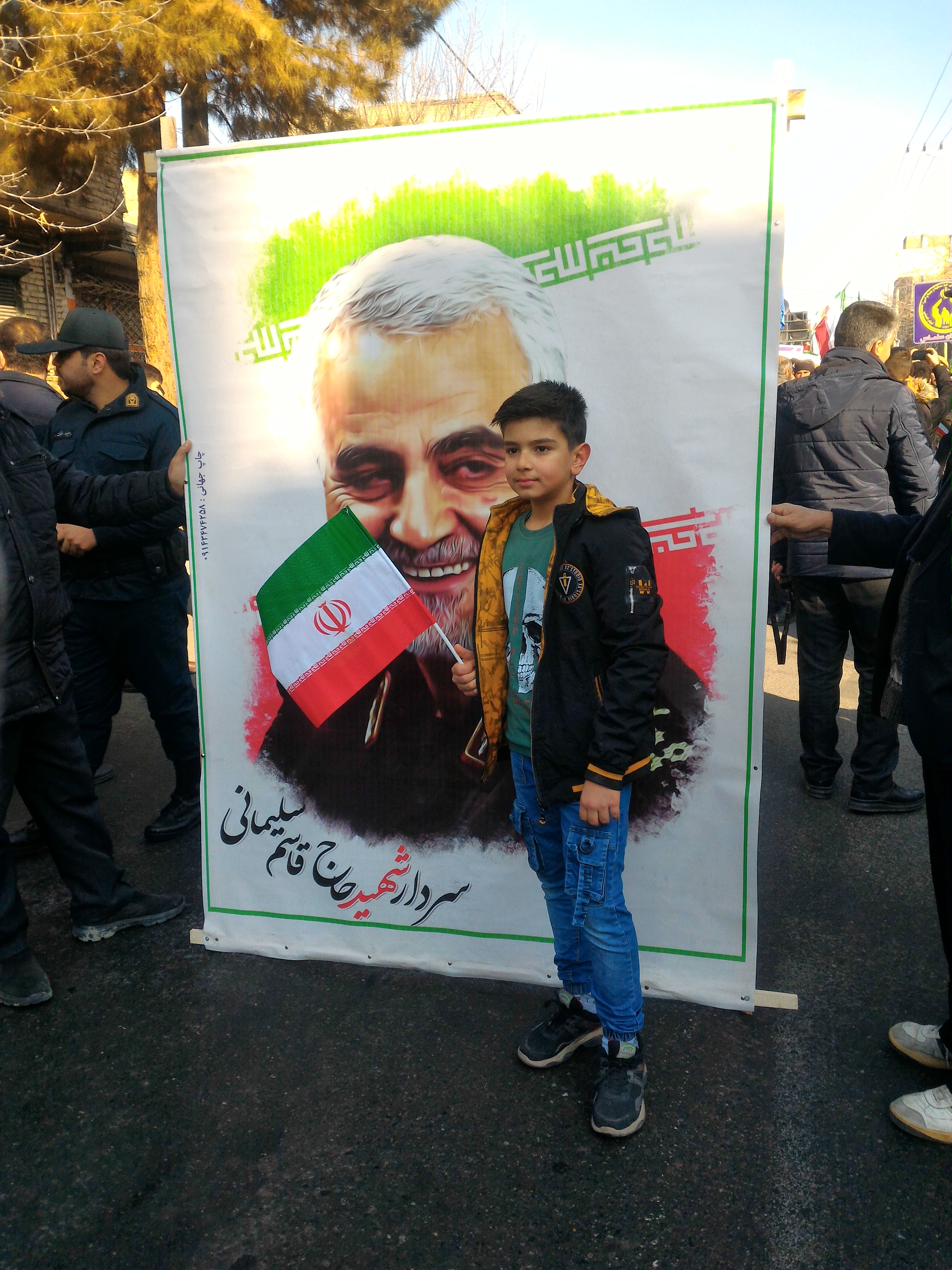 حضور پرشور و باشکوه مردم شریف شهرستان سلماس در راهپیمایی یوم الله 22 بهمن 1401