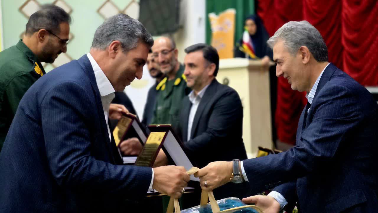 ✳️ همایش جوانی جمعیت با محوریت آسیبهای تکفرزندی و مهارتهای فرزندپروری در سلماس برگزار شد