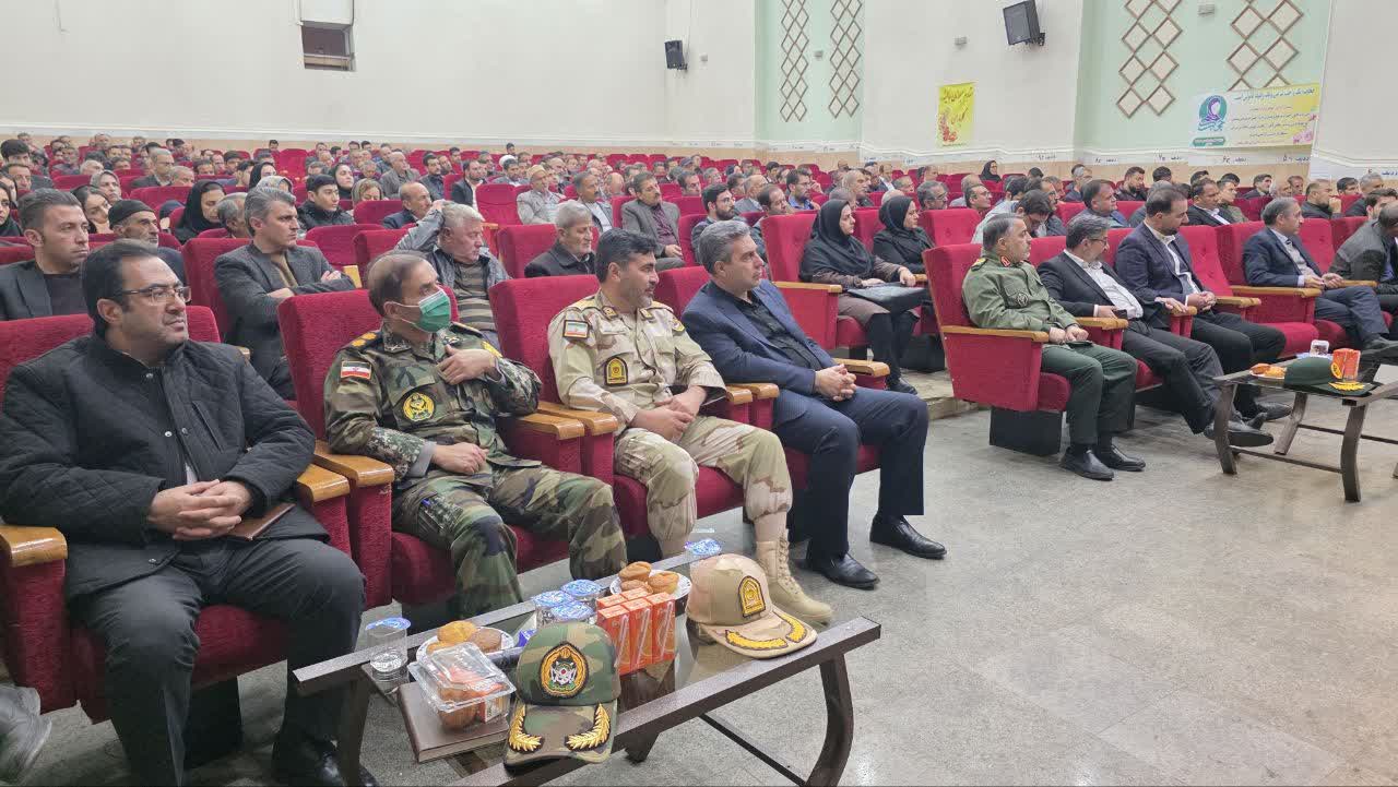 برگزاری همایش «روشهای نوین سرمایهگذاری و ایجاد درآمد پایدار» در سلماس