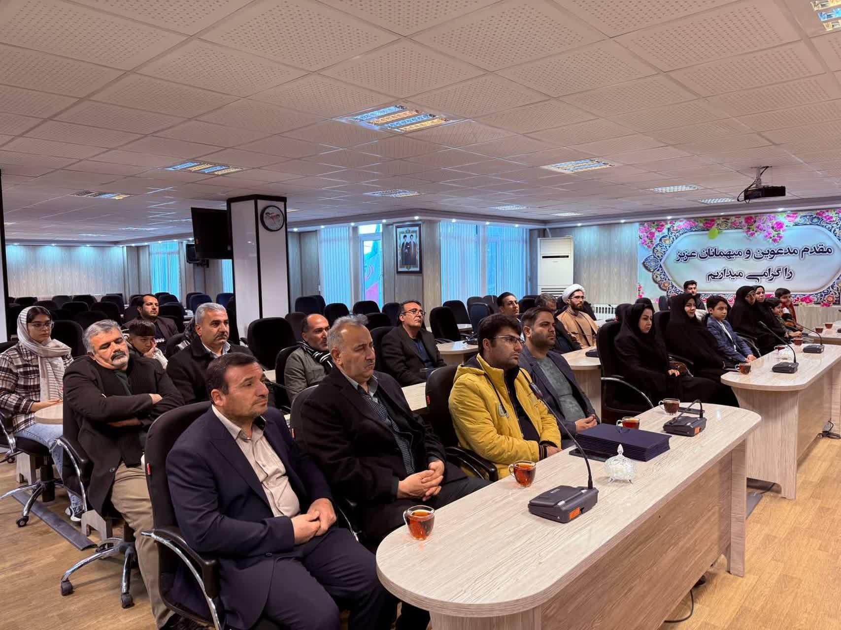 حضور فرماندار شهرستان سلماس به همراه رییس دادگستری و دادستان عمومی و انقلاب در صحن شورای اسلامی