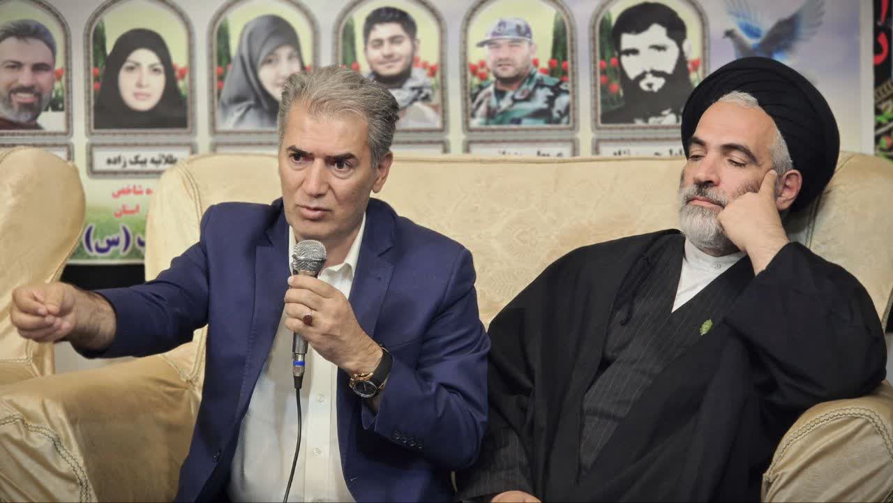 🔴 پیگیری مطالبات ساکنان و رفع مشکلات خدماتی؛ فرماندار سلماس شامگاه دوشنبه برای پیگیری مطالبات ساکنان، مجدانه در مسکن مهر المهدی حضور یافت