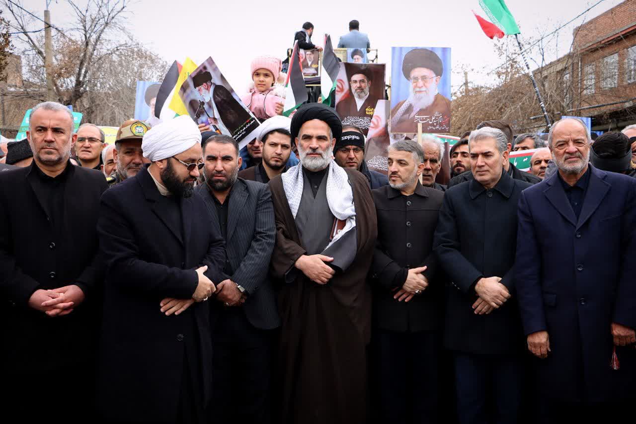 💠خروش یکپارچه و کم نظیر سلماسی ها؛محکومیت جنایات رژیم صهیونیستی،حمایت قاطع از فلسطین در آخرین جمعه ماه مبارک رمضان🌙.