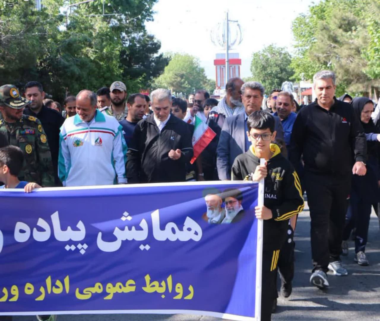 ✅️ برگزاری همایش پیادهروی خانوادگی به مناسبت سوم خرداد و هفته ملی جمعیت در سلماس