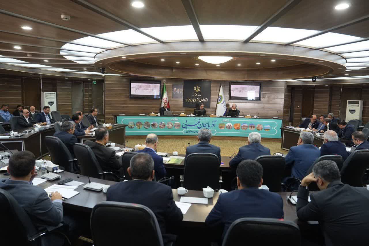 به ریاست استاندار آذربایجانغربی انجام شد؛ برگزاری جلسه هماهنگی تأمین مالی بخش تولید آذربایجانغربی