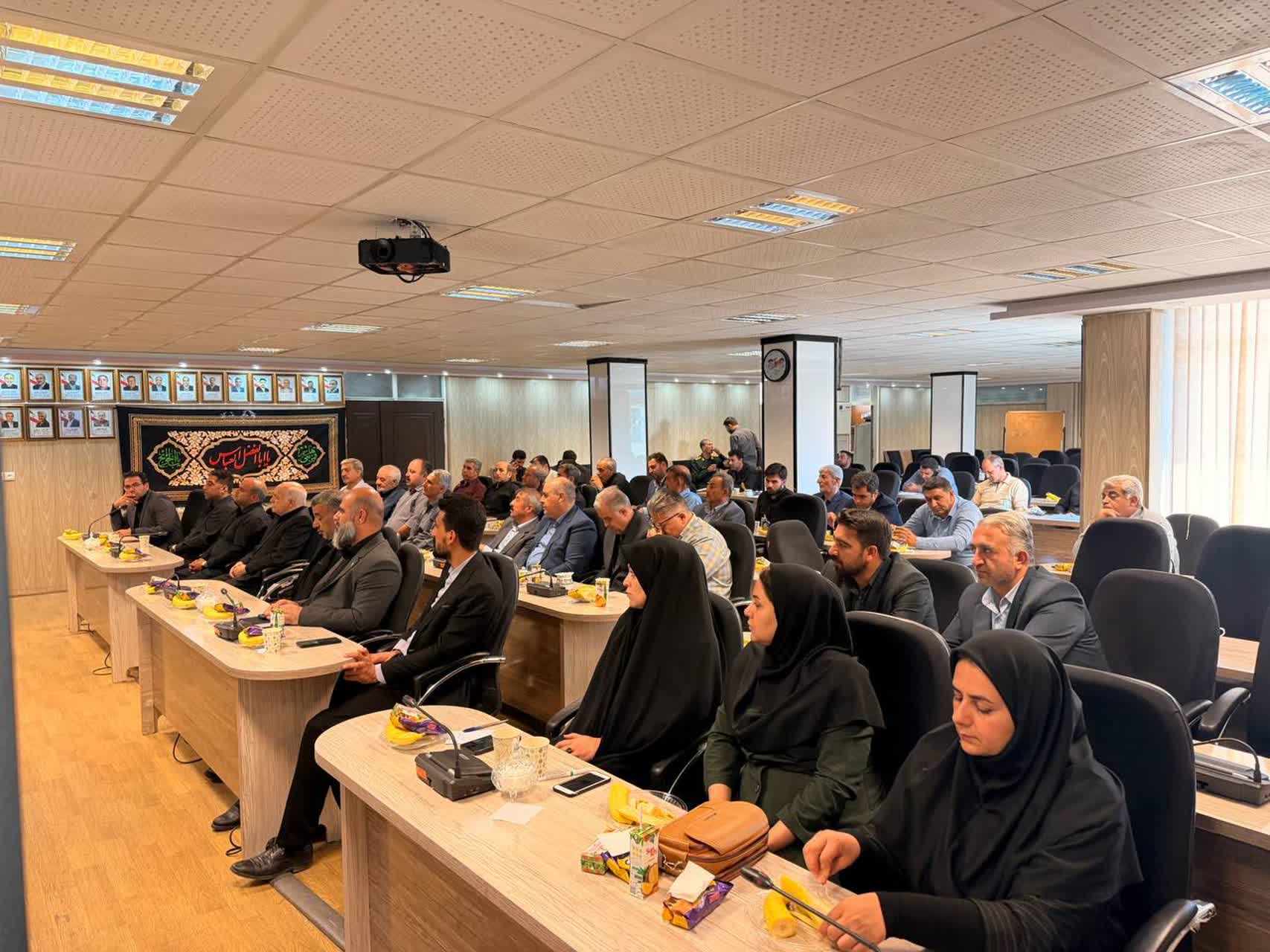 جلسه هماهنگی برگزاری موکب شهدای گمنام شهرستان سلماس در سامرا