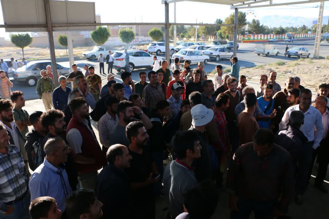 با دستور فرماندار؛ ایجاد سایبان و بهسازی محل استقرار کارگران فصلی در سلماس